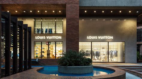 louis vuitton bogotá|Louis Vuitton Bogotá store, Colombia.